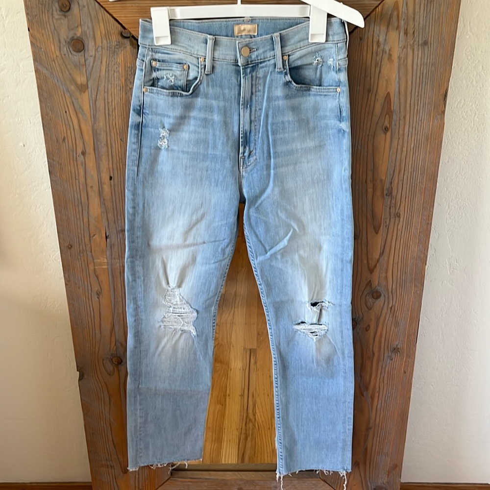 MOTHER jeans light blue. Size 28. High waisted rider ankle fray.